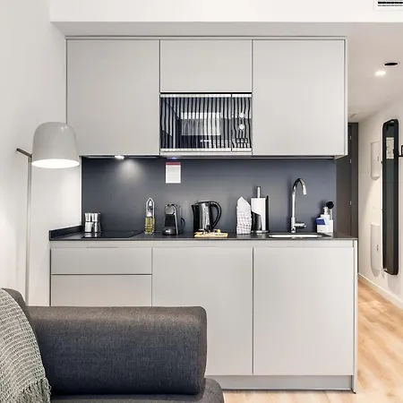 Limehome Madrid Calle De Juan Hurtado De Mendoza Exterior photo