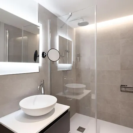 Limehome Madrid Calle De Juan Hurtado De Mendoza Exterior photo