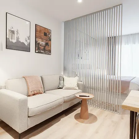 Limehome Madrid Calle De Juan Hurtado De Mendoza Exterior photo